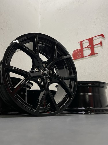 Original Audi RS3 8Y 19 Zoll Performance Felgen Räder Exklusive 8Y