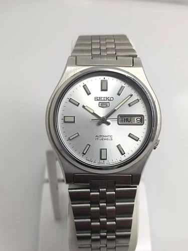 Seiko 5 7009-3171 Vintage Day-Date Automatic Japan Men's Watch