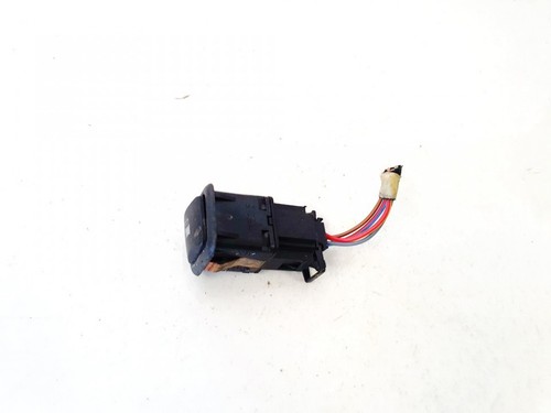 3b0959833a Schalter Tankklappe  Volkswagen Golf DE1659893-85