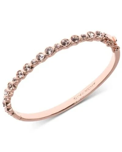Bracciale Givenchy con cristalli in oro rosa. Vendita al dettaglio $58
