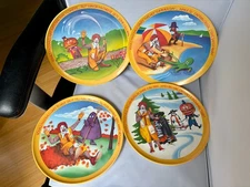 Vintage 1977 Ronald McDonald’s 4 Seasons Plastic  10'' Plates - Set 4 All Season