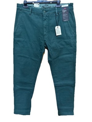 Levi s Standard Tapered Chinohose - Grün - Größe 32 - LB 3790