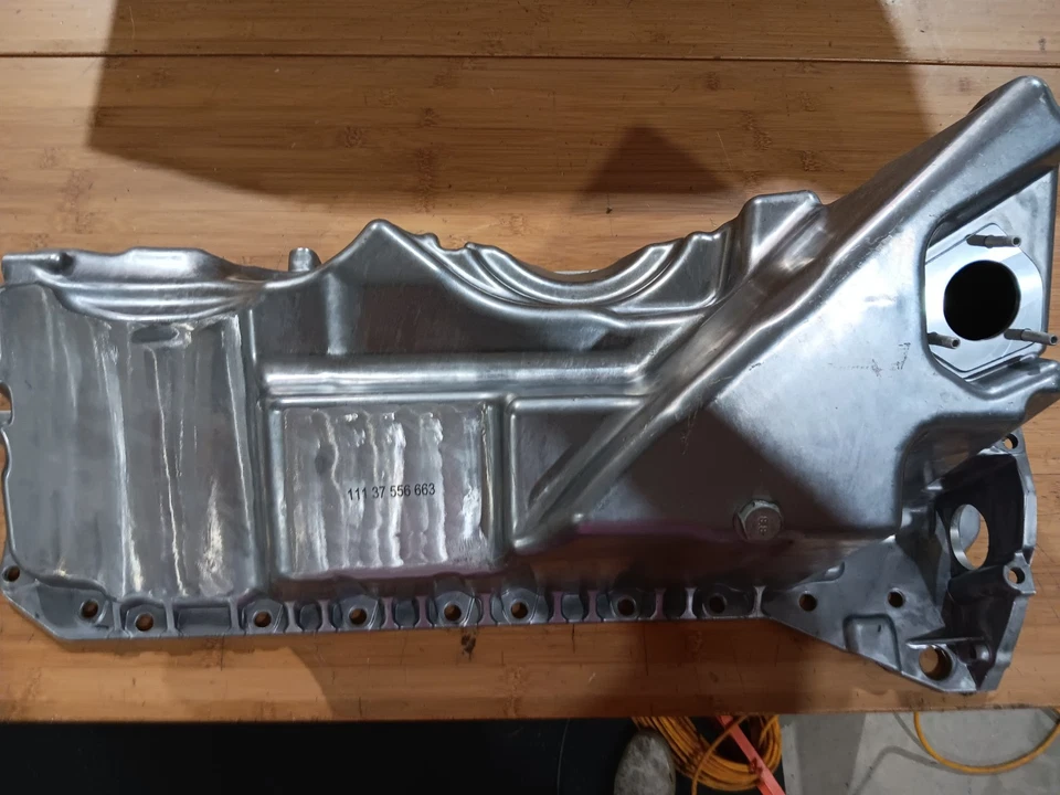 Engine Oil Pan 11137556663 OEM 11-15 BMW F01 F10 535i 740i 740Li - Imagem 4 de 4