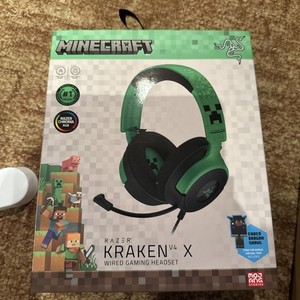 Razer Kraken v4 X Minecraft Wired Gaming Headset
