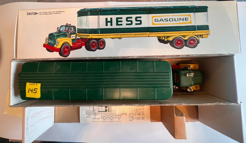 1975 Hess Toy Truck Vintage Mack Cab Chrome Detail Box Trailer Original