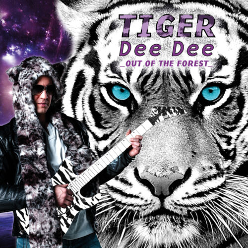 Tiger Dee Dee / Out of the forest - Photo 1/3