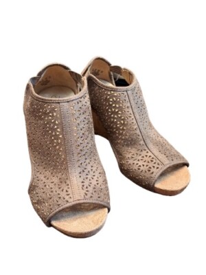 Life Stride Platform Shoes Woman's 8.5 Soft System Formal Wear