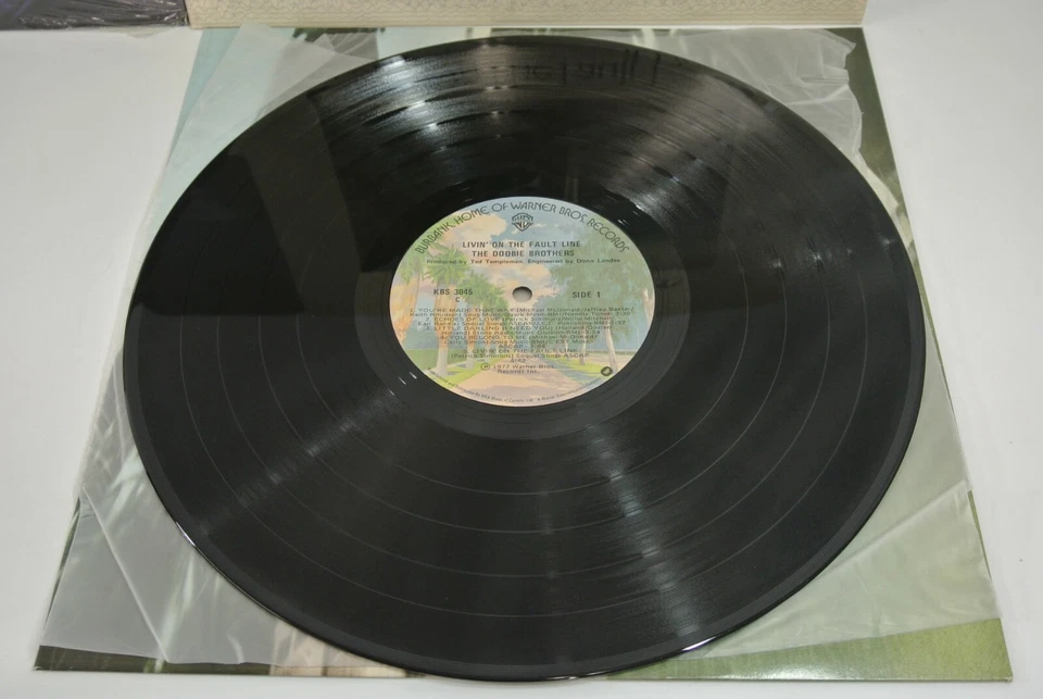 Doobie Brothers Record Lot of 3 Best Of Cycles Livin' on the Fault Line NM & New - Image 4 of 4