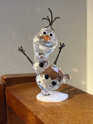Swarovski 2016 Disney Frozen - Olaf Snowman 5135880 Mint in