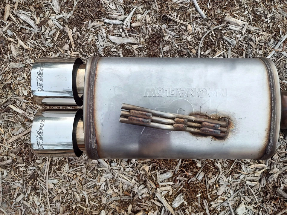 1992 - 1996 雪佛兰 Corvette C4 MagnaFlow 排气系统 完整 — 第 4/4 张图片