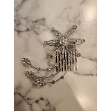 Vintage Silver Tone Rhinestone Crystal Flower Hair Comb
