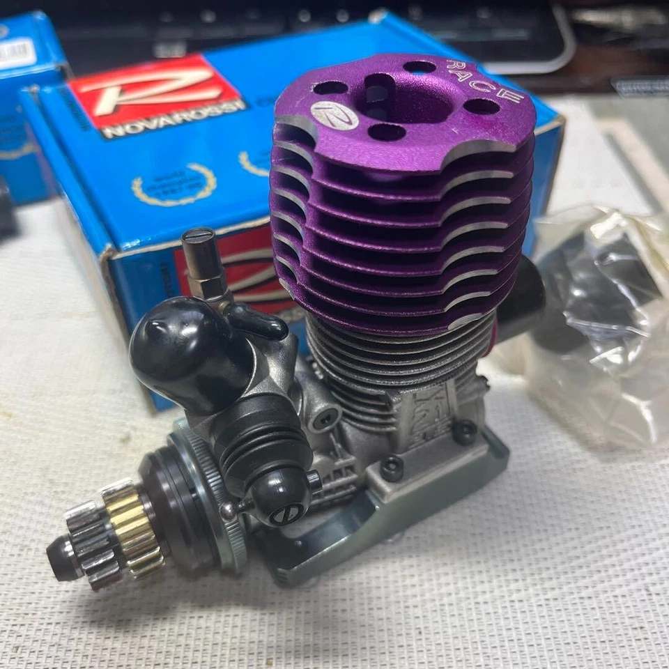 Novarossi Rx-21R 3.5cc Racing Engine Set with Muffler & Turbo Plugs, Used F/S - Image 4 of 4