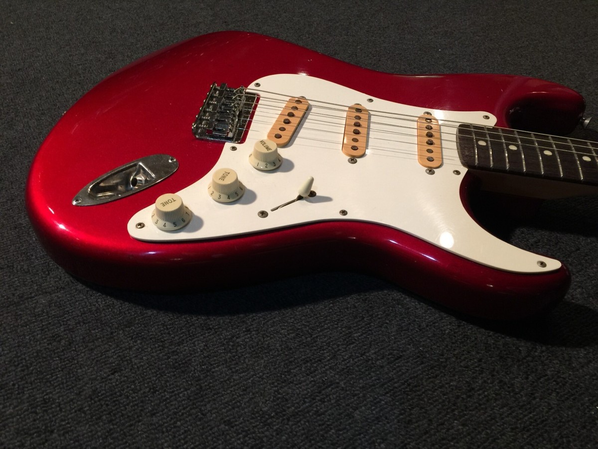 Used 1985-1986 Fender Japan / Fujigen ST62-480 Candy Apple Red MIJ