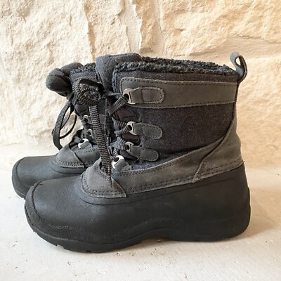 Quest  3M Thinsulate Snow Boots Women Size 8 Water Resistant Grey Winter