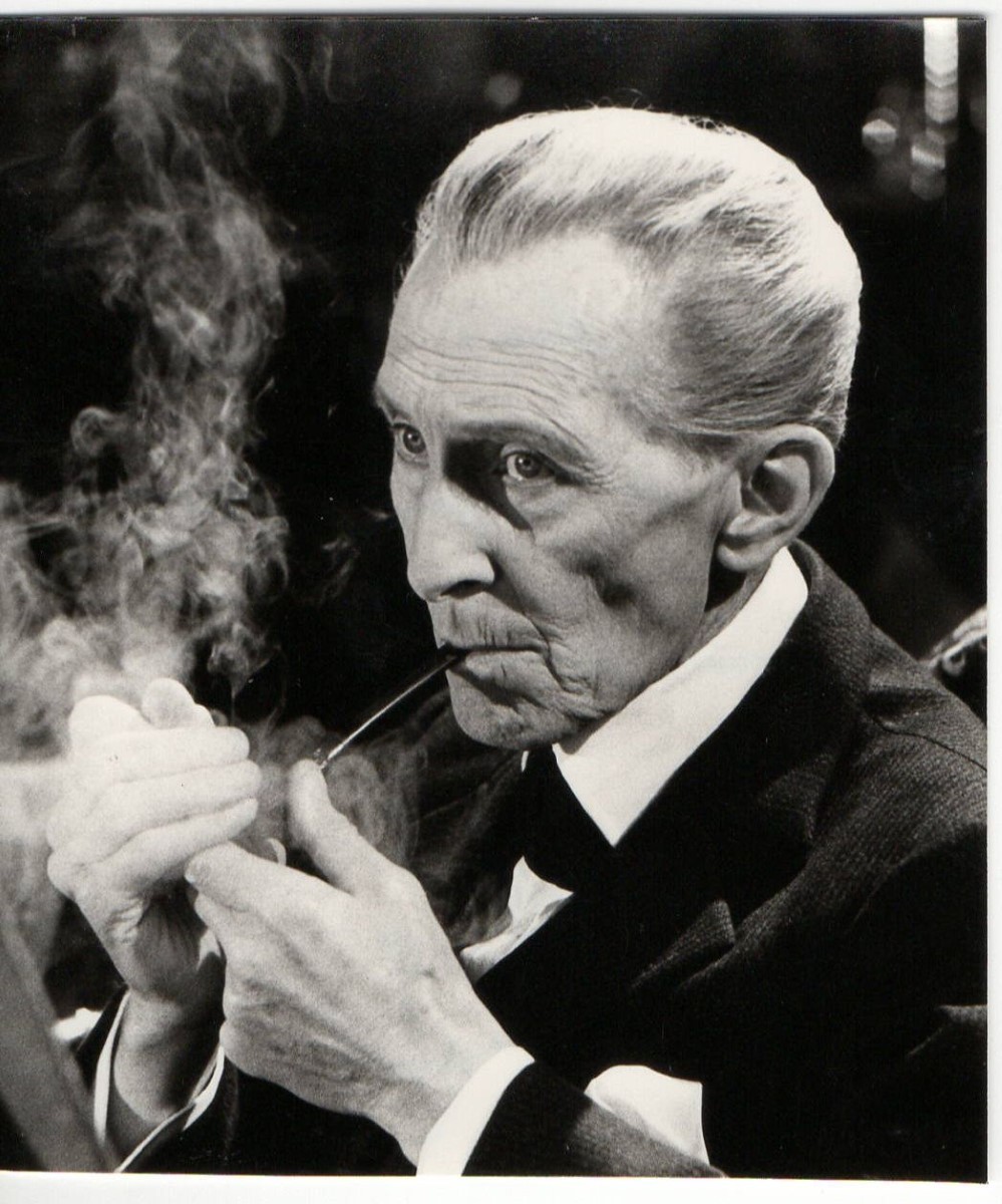 Peter Cushing Signed Autographed Small Photo Star Wars Actor JSA QQ36863