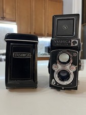 Yashica Mat 124 Medium Format TLR Camera with Case and Cap FOR REPAIR/PARTS 