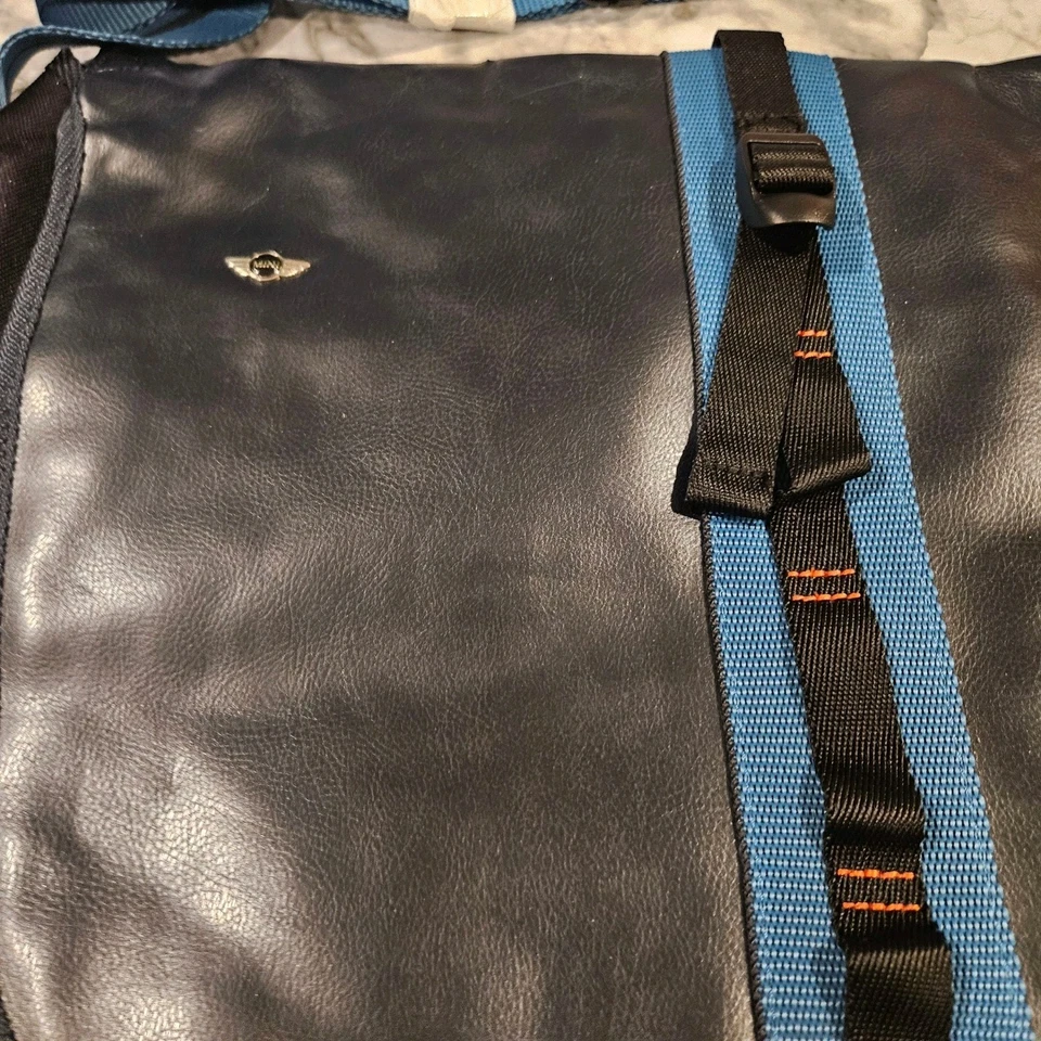 Puma Mini Bolso de Hombro Mensajero Negro Azul Bandolera Correa Ajustable LEER Foto 3 de 4