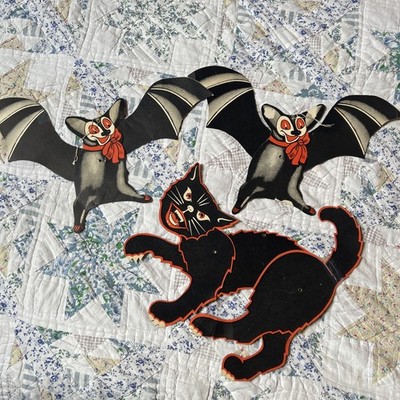 Halloween black cat and bats Die cut Cardboard moveable 40-50's Biestle