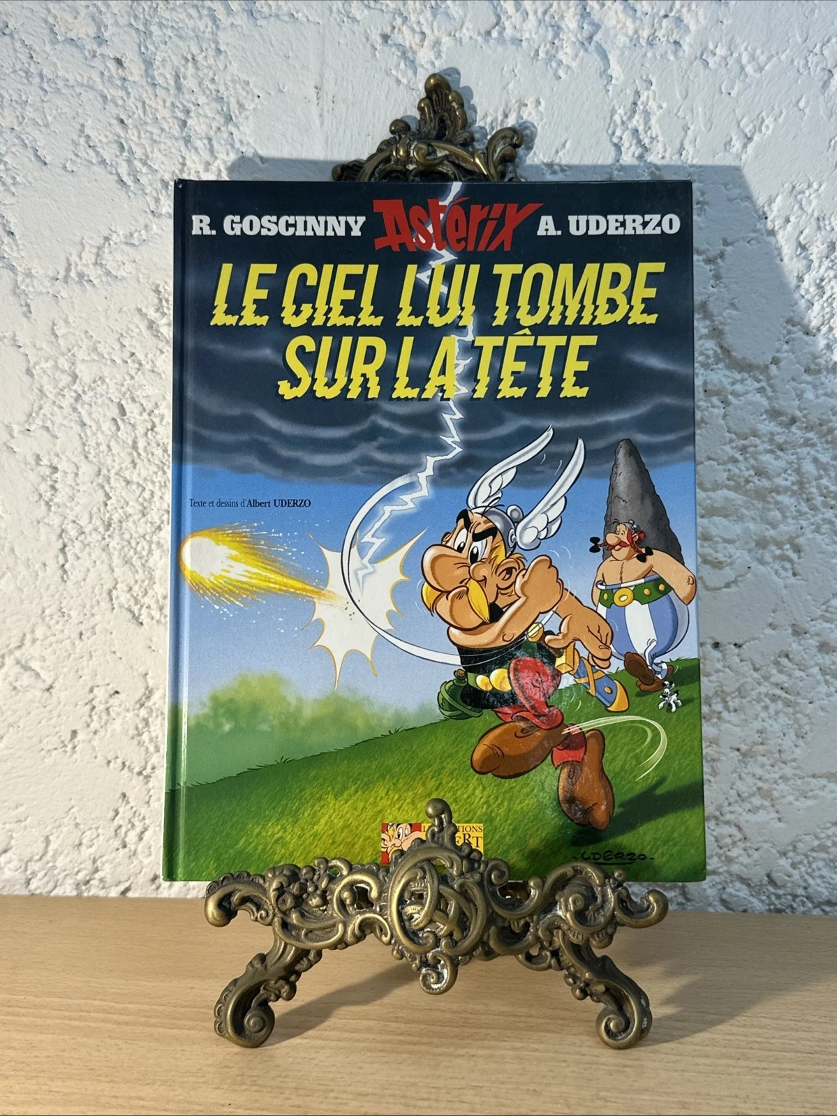 Bd Astérix le Ciel Lui Tombe Sur La Tête N.33 Les Éditions De Albert René Uderzo