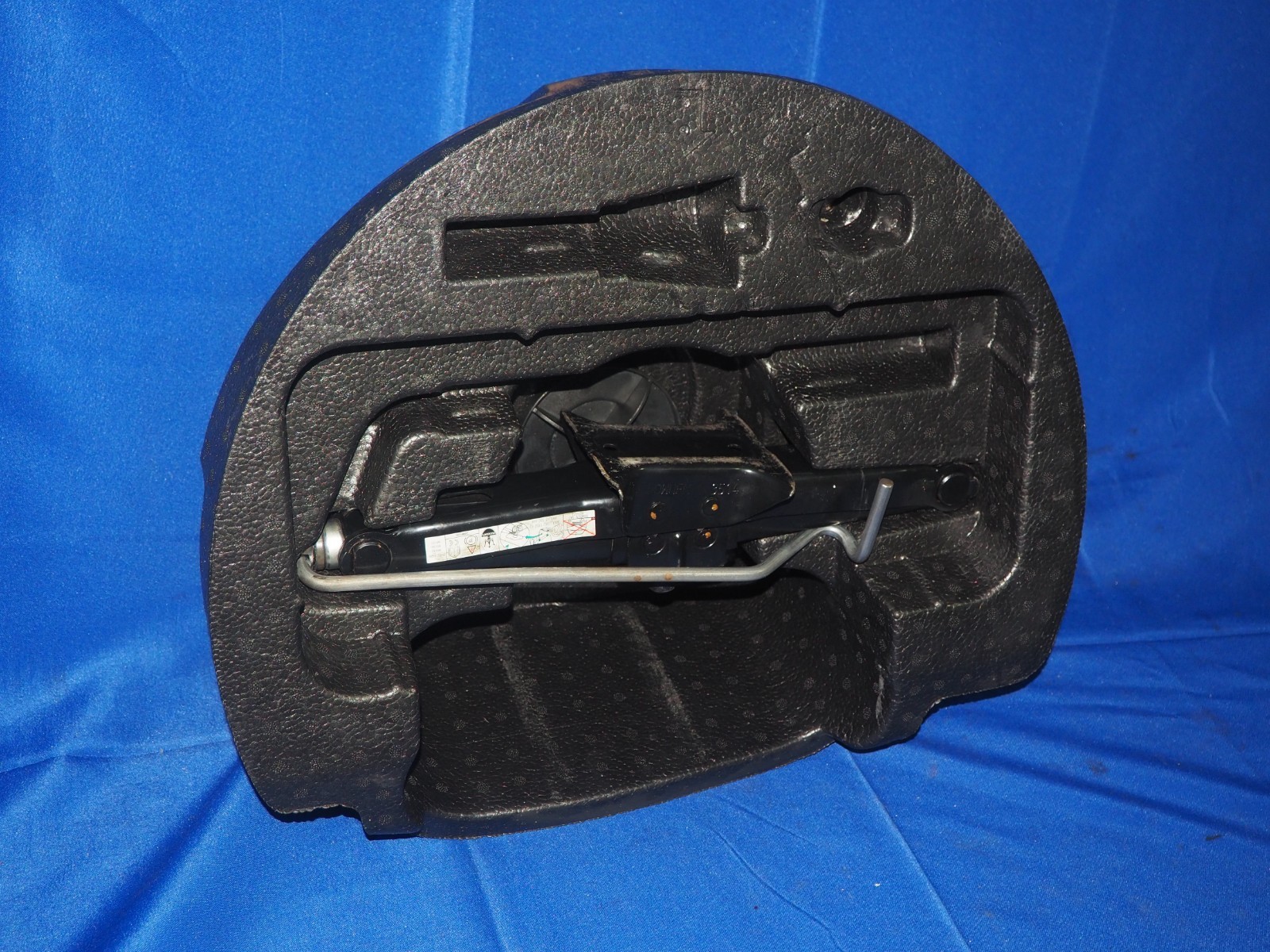 2014-2023 Maserati Ghibli Spare Tire Lift Jack Tool Kit OEM W/90 Day Warranty