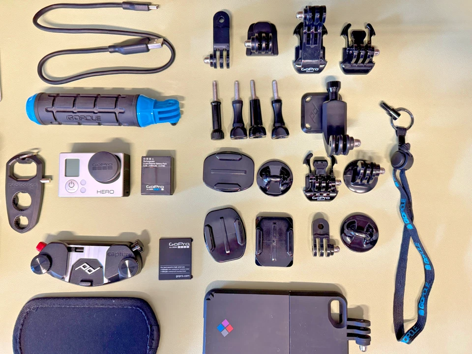 GoPro Hero 3 Silver 1080p 60fps + Waterproof Case & Accessories - Image 4 of 4