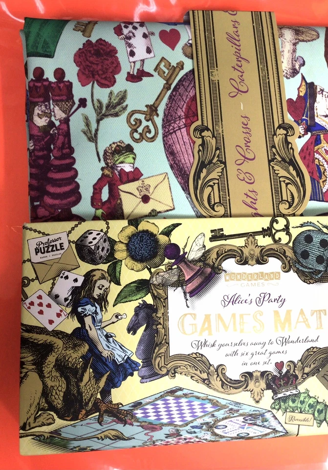 ALICE IN WONDERLAND GAMES MAT ALICE’S PARTY CHESS SNAKES AND LADDERS  - Image 4 of 4