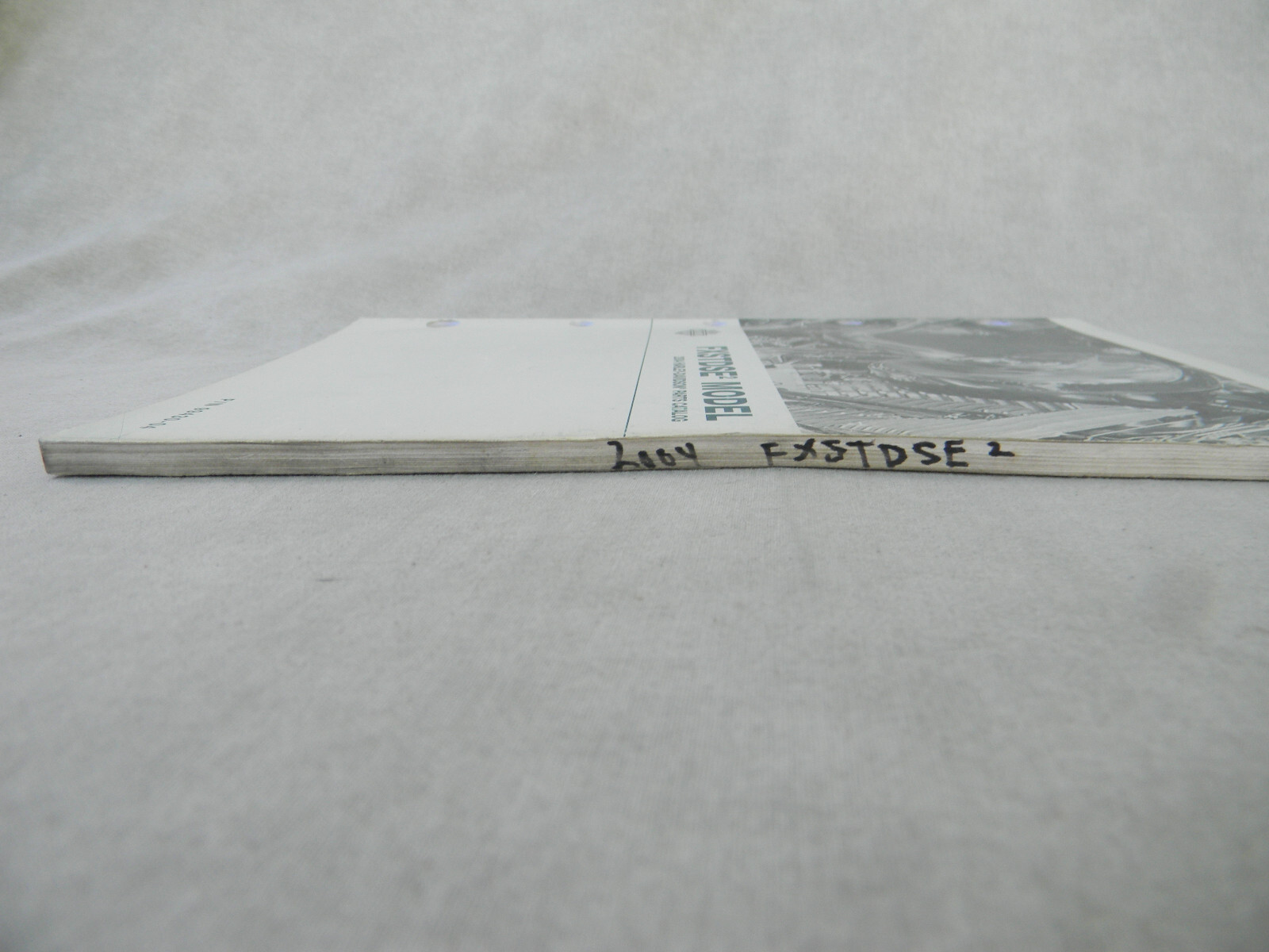 Harley Davidson 2004 FXSTDSE2 Model PARTS CATALOG 9943004 SCREAMIN