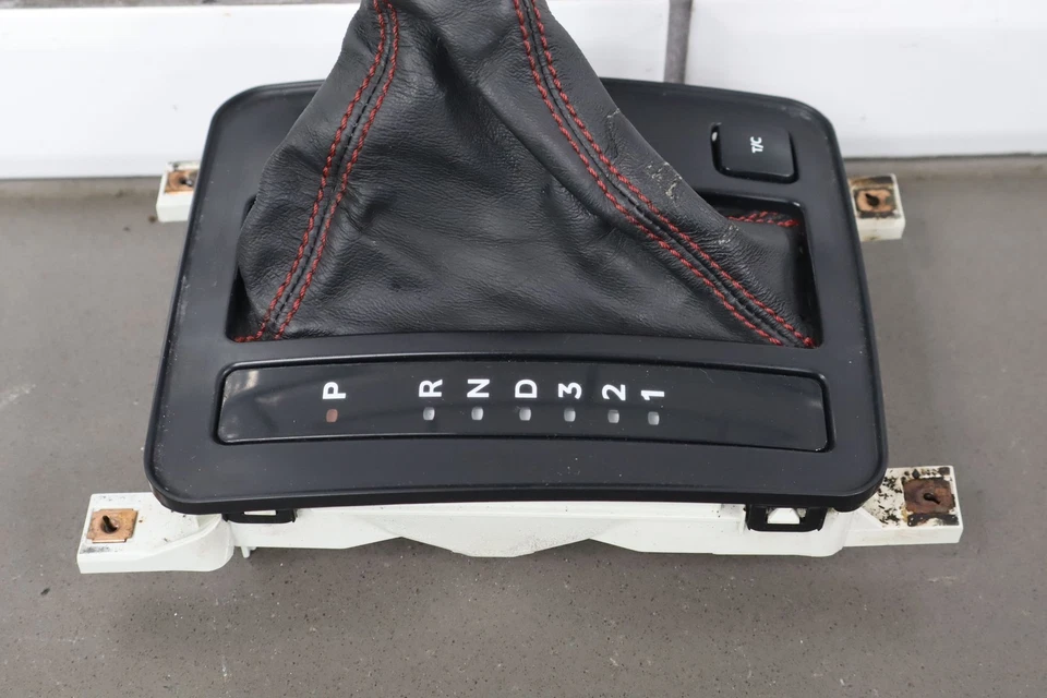 Palanca de cambios de piso Pontiac GTO 2004-2006 transmisión automática con bota y perilla Foto 4 de 4