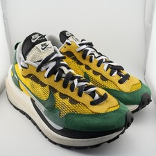 Nike x Sacai VaporWaffle Running Sneaker Tour...