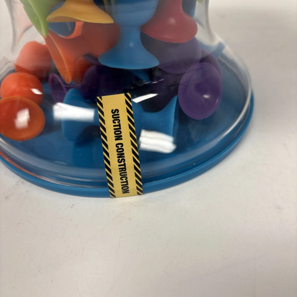 Fat Brain Toy Co Squigz Fun Little Suckers! 8 Cool Shapes High Grade Silicone ¹⁶ - Image 4 of 4