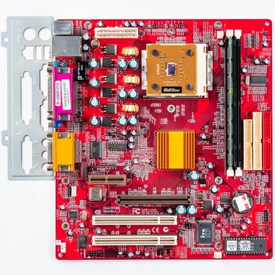 PCChips M810LR V7.1 Socket A MicroATX Motherboard Athlon XP AGP Windows 98 Ready