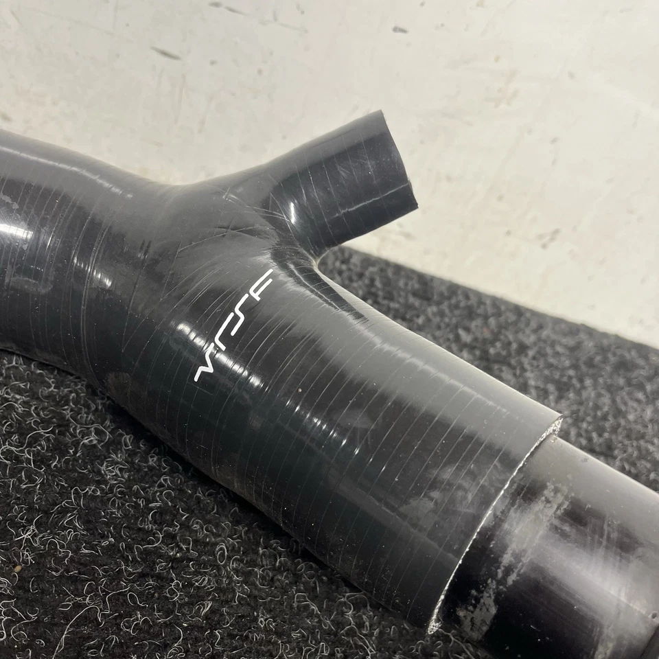 ☑️ N54 VSRF 原始设备制造商位置 1.75 英寸高流量硅胶进气套件 BMS DCI 07-13 — 第 2/4 张图片