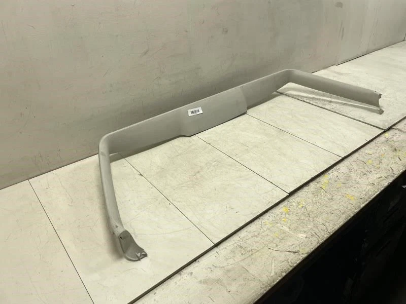 Volkswagen Passat V6 GLX SW 2001 2005 panel de embellecimiento del maletero trasero OEM+ Foto 3 de 4