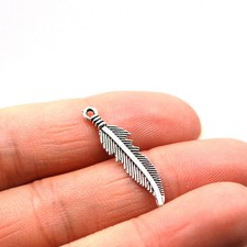 70PCS Antique Silver Tone Metal 3D Small Feather Charm Pendant JHS841
