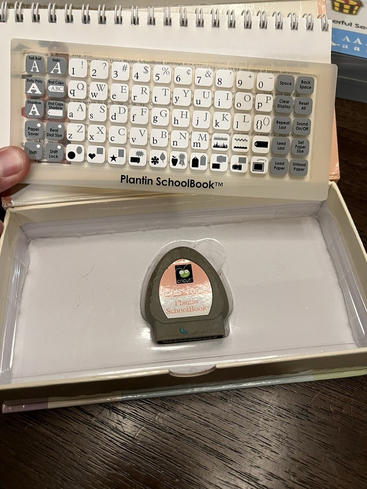 Cricut Cartridge ABC Plantin Schoolbook Complete, Locker Talk Complete