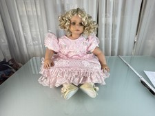 Denise Mc Millan Künstlerpuppe Porzellan Puppe 70 cm. Finger Defekt 