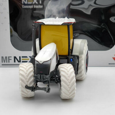 UNIVERSAL HOBBIES UH6304 TRATTORE MASSEY FERGUSON SS.145 1:32 Modellino
