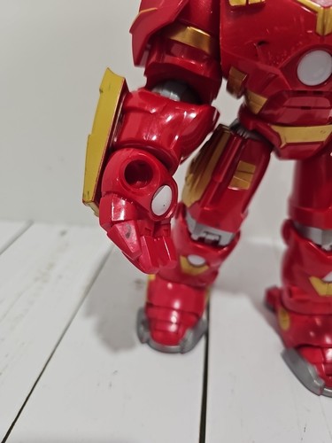 Disney Toy Box Hulkbuster Not Complete - Picture 4 of 9