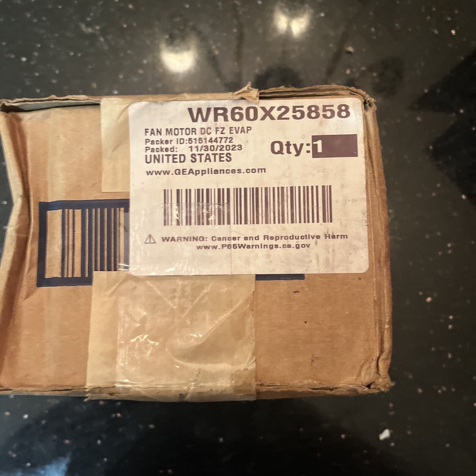 WR60X25858 OEM Refrigerator Freezer Evaporator Fan Motor DC