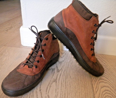 Mens ECCO  2 tone Brown Suede  Boots Size 11  Wool Lined