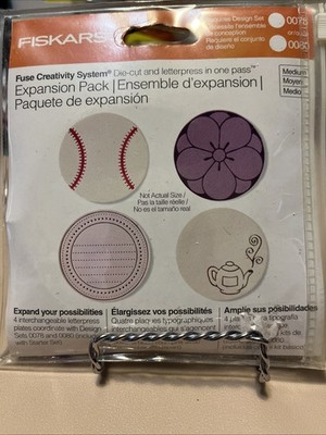 Fiskars 0078 008 Fuse Creativity System Die Cut Expansion Pack Round Medium 5895