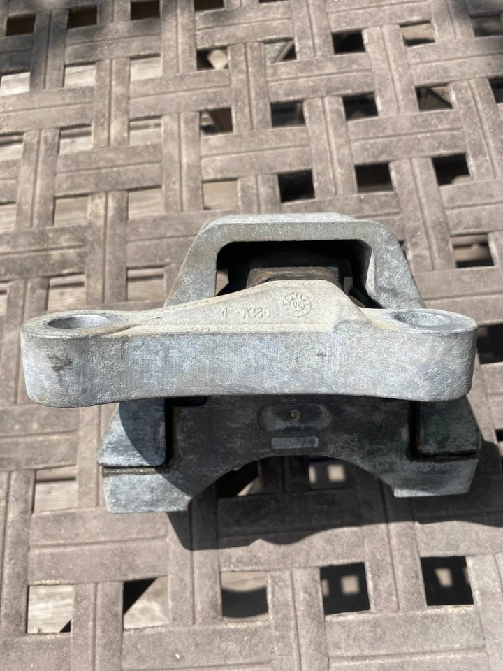 Montaje motor 2.4L/2.2L Chevy Pontiac Saturn Malibu G6 Aura ACDelco OEM 25852869 Foto 4 de 4