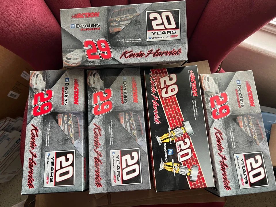 FUNDA ANIVERSARIO DALE WONHARDT/KEVIN HARVICK RCR/GM GOODWRENCH *SIN CIRCULAR* Foto 3 de 3