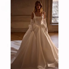 Sleeveless Satin A-Line Wedding Dresses Spaghetti strap Bow Princess Bride Gown