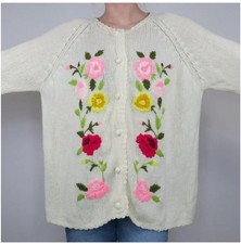 A floral white sweater cardigan Sears 100 acrylic Vintage Cottage Core Medium