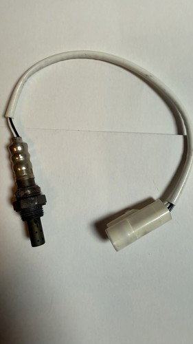 Ford Fiesta 1.25 82PS NTK Lambdasonde Lamdasonde 1358 vor KAT