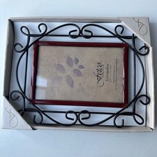 Fetco Home Decor New 4x6 inch picture frame Black Color OS