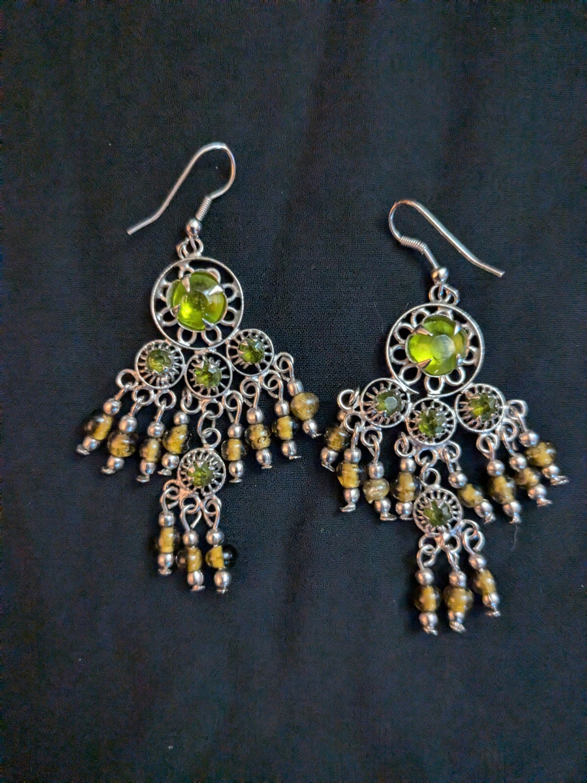 Beaded fashion earrings