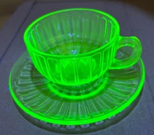 Vintage 1930s Hazel Atlas Glass Co  Uranium  🔥Green Ribbon _Cup & Saucer_🔥