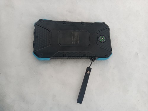 Powerbank 20000maH avec lumière LED, boussole - Photo 6 sur 6